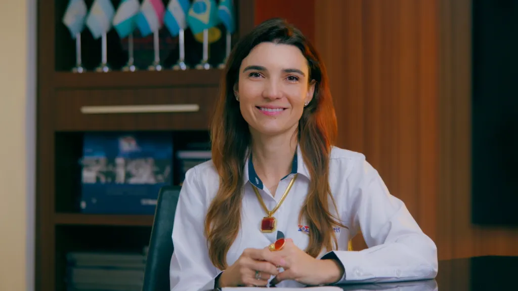 Força feminina na indústria: a liderança que coloca pessoas no centro do negócio